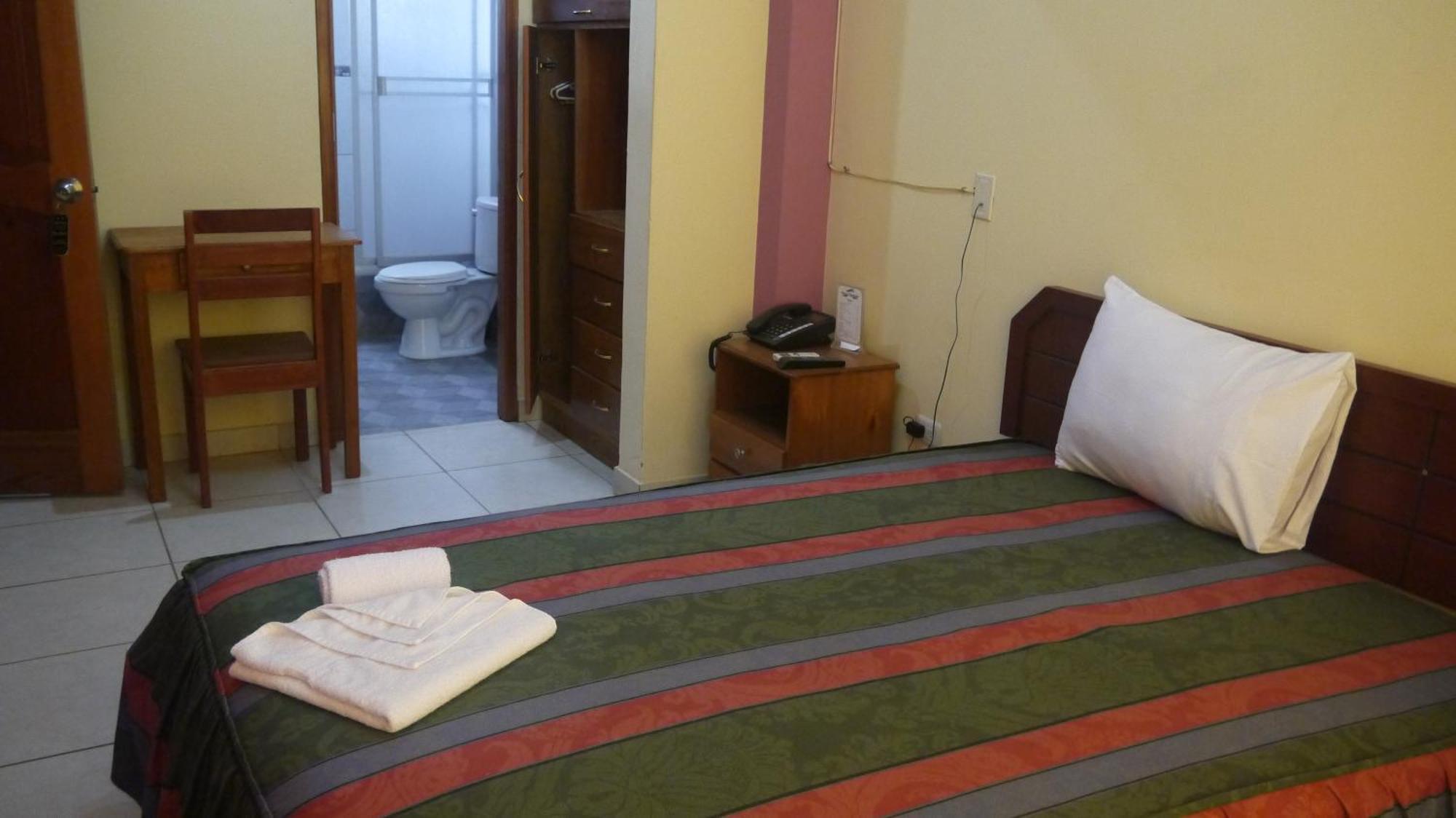 Hotel Jhor Bush Pucallpa Bilik gambar