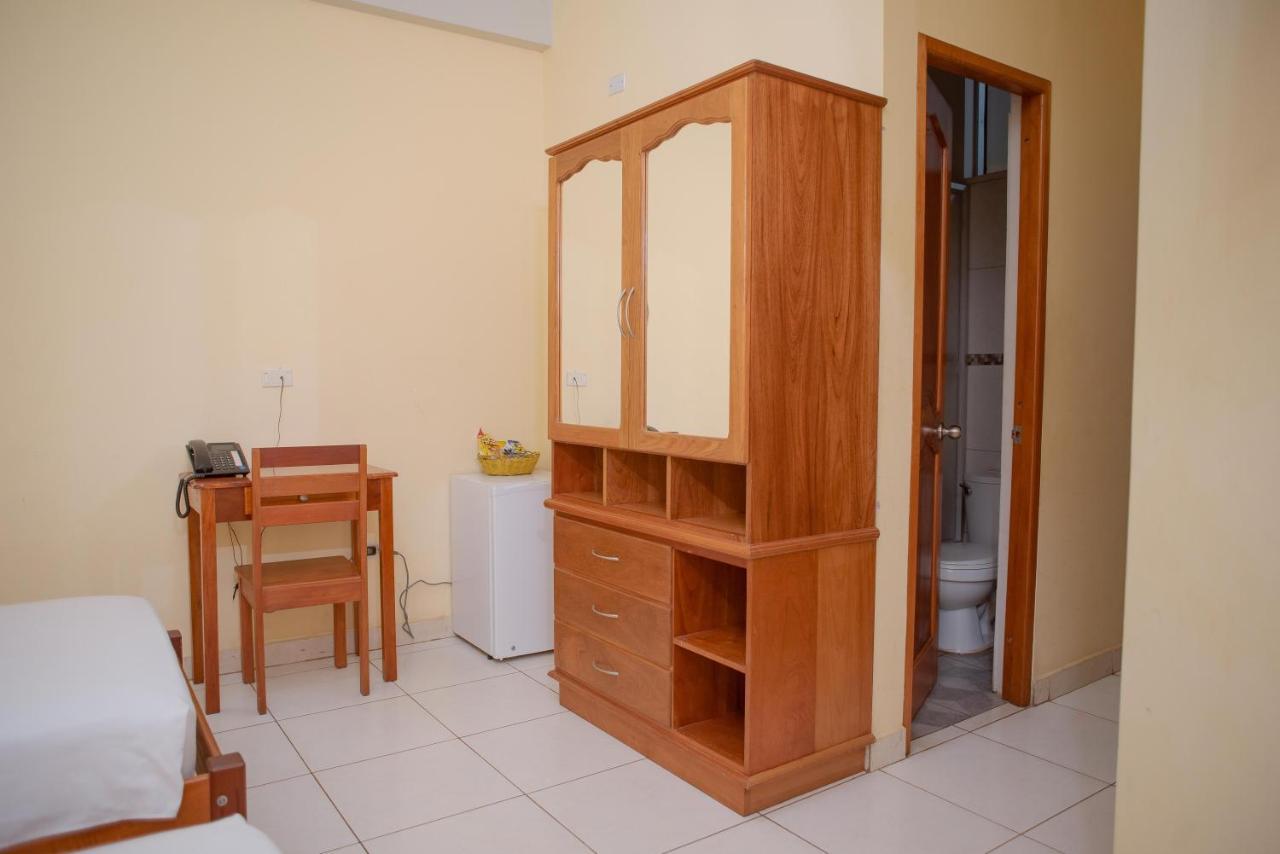 Hotel Jhor Bush Pucallpa Luaran gambar